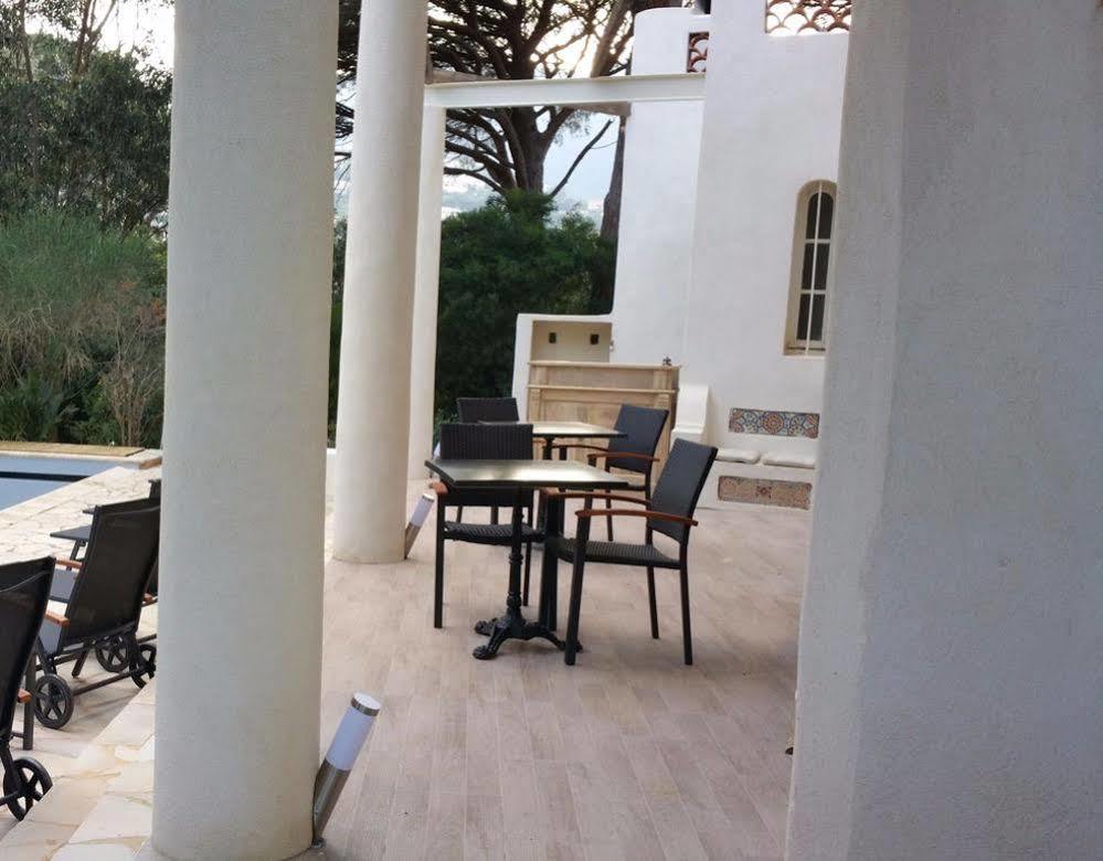 Villa La Clarte Cavalaire-sur-Mer Exteriör bild